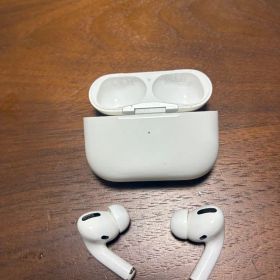 Apple AirPods Pro 第一世代