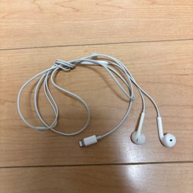 Apple EarPods Lightningコネクタ ホワイト