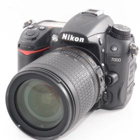 Nikon デジタル一眼レフカメラ D7000 18-105VR