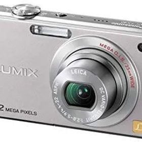 【中古】【非常に良い】パナソニック デジタルカメラ LUMIX (ルミックス) FX40 プレシャスシルバー DMC-FX40-S 2mvetro