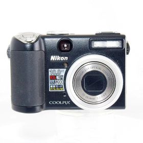 【中古】 (ニコン) Nikon COOLPIX P5000 ブラツク【中古カメラ コンパクトデジカメ】 ランク：B