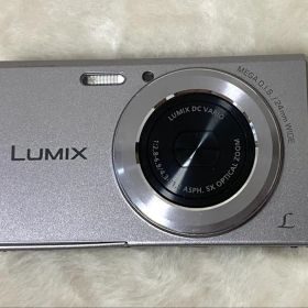 美品 Panasonic LUMIX DMC-FH10 シルバー