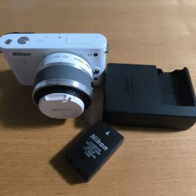ジャンク品 Nikon1 J1ミラーレスカメラ デジタルカメラ