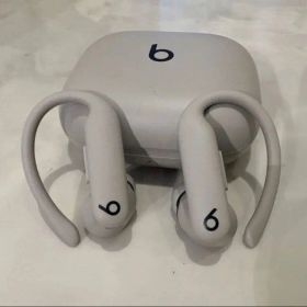 【極美品】Powerbeats Pro 2 / ほぼ未使用・付属品完備