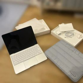 MacBook Neo 13インチ 512GB 8GB A18 Pro