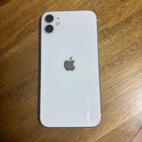 Apple iPhone 11 ホワイト 本体
