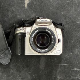 Canon EOS Kiss Digital N 本体 ズームレンズ付