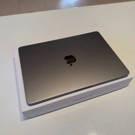Apple MacBook Air 13インチ M3チップ
