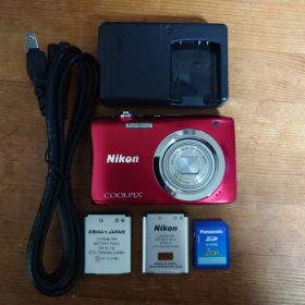 Nikon COOLPIX A100 レッド コンパクトデジタルカメラ