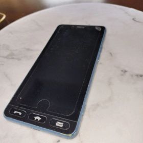 かんたんスマホ 705KC 本体 ブルー 32GB ケース付き