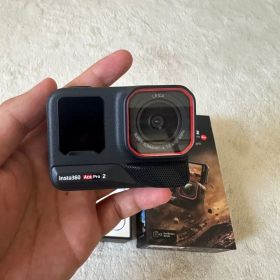 【早い者勝ち】☆Insta360 Ace Pro 2 デュアルバッテリーセット☆