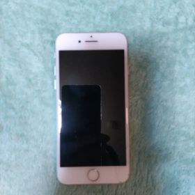 Apple iPhone8 本体