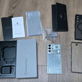 REDMAGIC 10 Pro Moonlight 512GB 本体