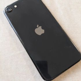 iPhone SE2 128GB ブラック 85% SIMロックあり 画面割れ