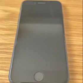 Apple iPhone SE 第3世代 64GB 本体