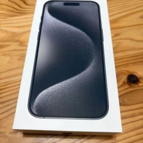 Apple iPhone 15 Pro 本体