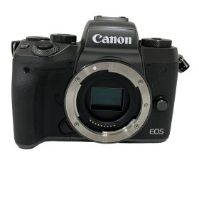 Canon EOS M5 EF-M 18-150 IS STM 一眼レフレンズキット ミラーレスカメラ 中古 O11490084