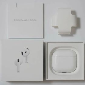 【美品】Apple AirPods 4 アクティブノイズ キャンセリング搭載