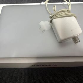 MacBook Air 11インチ mid2013 MD711J/A