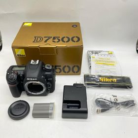 Nikon デジタル一眼レフカメラ D7500 【中古】