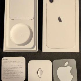 Apple iPhone 11 ホワイト 本体