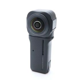 【中古品】《並品》Insta360 ONE RS 1インチ 360度版 CINRSGP/D[デジタルカメラ]