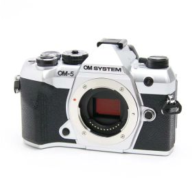 【中古品】《美品》OM SYSTEM OM-5 Mark II ボディ [デジタルカメラ]