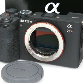 【中古】【美品】ソニー α7CR ILCE-7CR ボディ [ブラック] CA01-R7116-2K1 ソニー ミラーレス一眼 フルサイズ 高画素 高画質 手ブレ補正 高速AF 小型軽量 ブラック デジタルカメラ
