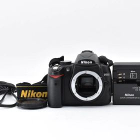 ★撮影枚数3,683枚・美品★ ニコン D5000 ボディ #23244