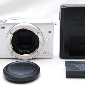 ★美品 Canon ミラーレス一眼カメラ EOS M200 ボディー ホワイト EOSM200WH-BODY キヤノン★