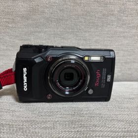 OLYMPUS Tough TG-5 デジタルカメラ 本体