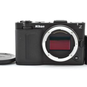 ★新品級★ ニコン Nikon ZR ボディ 《ショット数581回・バッテリー付》★完動品★ #A608025