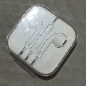 Apple EarPods 3.5mmプラグ 有線イヤホン