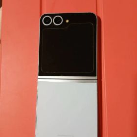 Samsung Galaxy Z Flip6 本体
