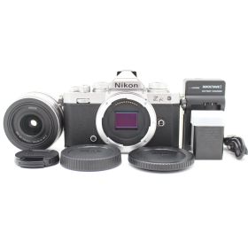 ショット数2493！■美品■ Nikon ミラーレス一眼カメラ Z fc レンズキット NIKKOR Z DX 16-50mm f/3.5-6.3 VR シルバー 付属 ZfcLK16-50SL ♯14703