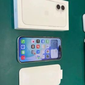 【訳あり】iPhone16 256GB SIMフリー 本体