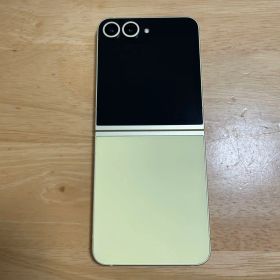 Samsung Galaxy Z Flip6 256GB RAM12GB