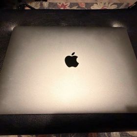 Apple MacBook Air 13インチ 2019