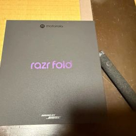 Motorola razr fold 5G 本体 ペン付