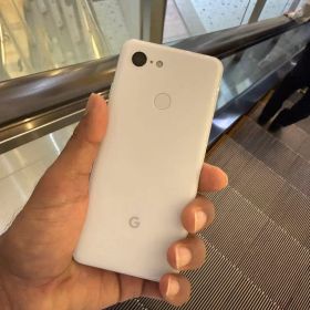 Google Pixel 3 64GBWhite 美品 動作良好 箱 付属品完備
