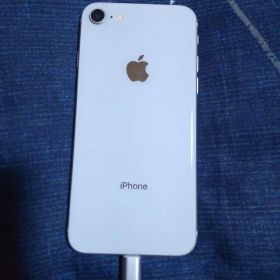 Apple iPhone8本体