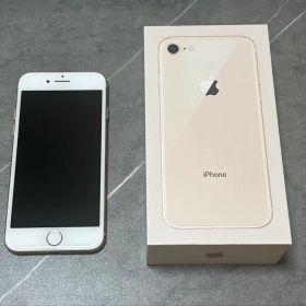 iPhone 8 本体