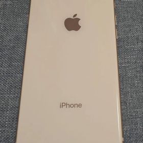 Apple iPhone8 256GB 本体