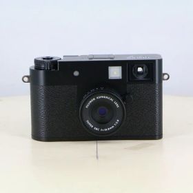 【中古】(フジフイルム) FUJIFILM X half ブラック (X-HF1-B)JP
