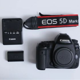 Canon EOS 5D Mark IV ボディ 5D4
