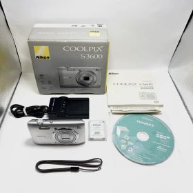 【美品】Nikon COOLPIX S3600 シルバー