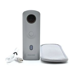 ＜並品＞ RICOH THETA SC2 グレー｜360度全天球カメラ｜外観綺麗｜レンズ面キズあり｜通常撮影写り込みなし