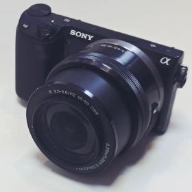 SONY NEX-5R ボディ + レンズ SELP1650