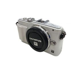 OM SYSTEM(OLYMPUS)◆デジタル一眼カメラ OLYMPUS PEN Lite E-PL6 ダブルズームキット [ホワイト]//