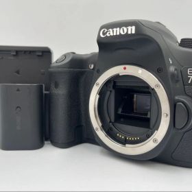 ★極上美品★ 《ショット数1059回》キヤノン Canon EOS 70D ボディ ★動作確認済み #0761 #208 #081024013425